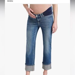 DL1961 Women's Cropped Blue Jeans